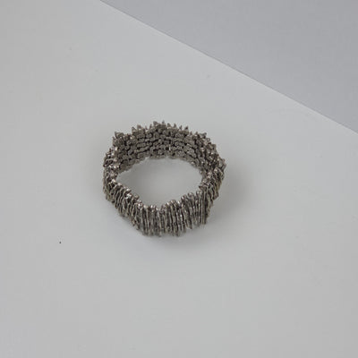 Hevi Brede Elastische Armband – Zilverkleurige Segmenten