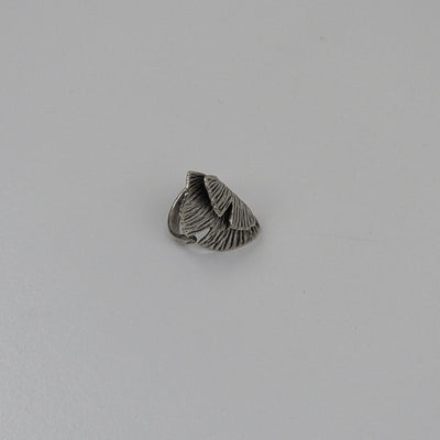 Hevi Ginkgo Leaf Ring
