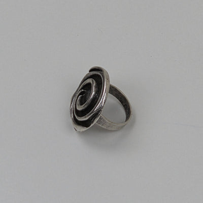 Hevi Rose Spiral Ring