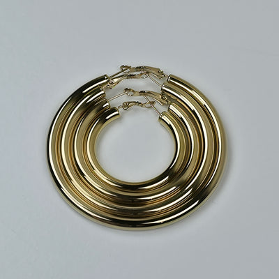 IM Classic Gold Hoop Earrings – Tijdloze Elegantie