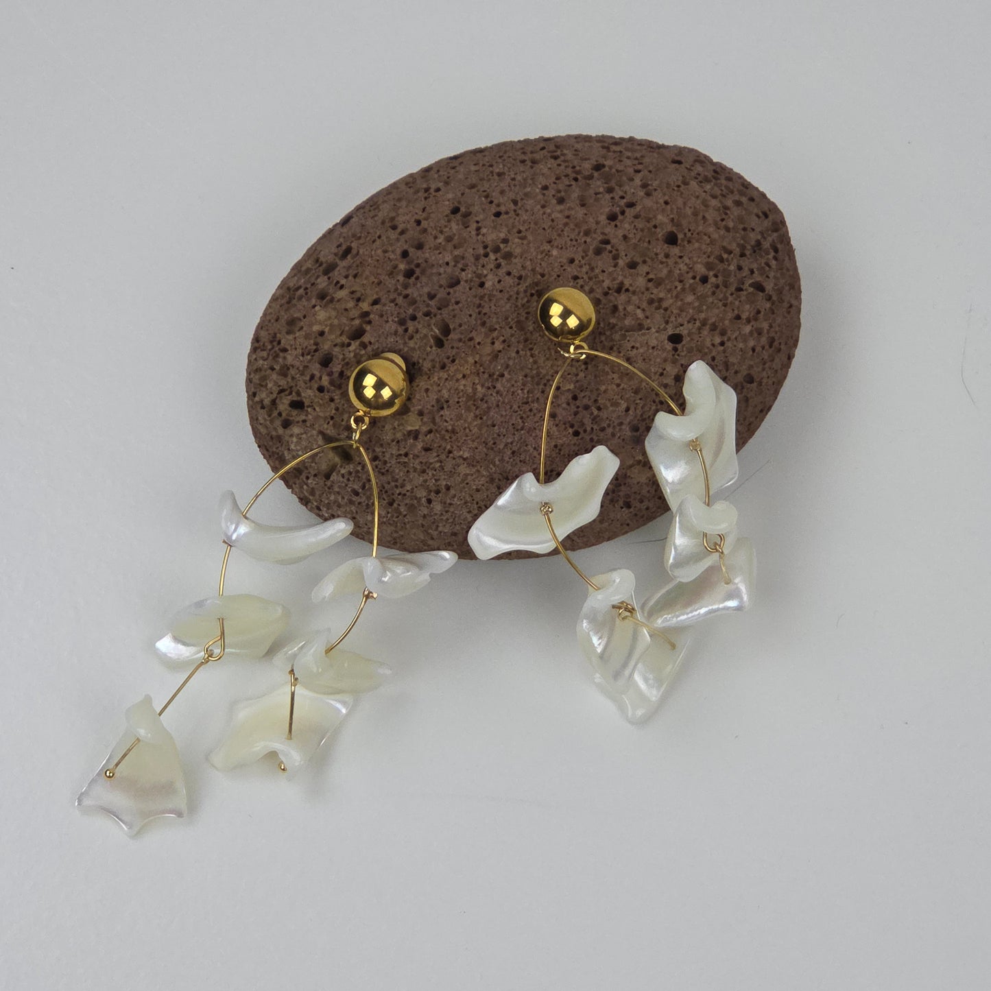 IM Shell Flow Earrings