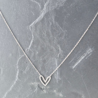Zilverkleurige Ketting met Open Hart & Strass