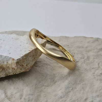 Goudkleurige Twisted Bangle