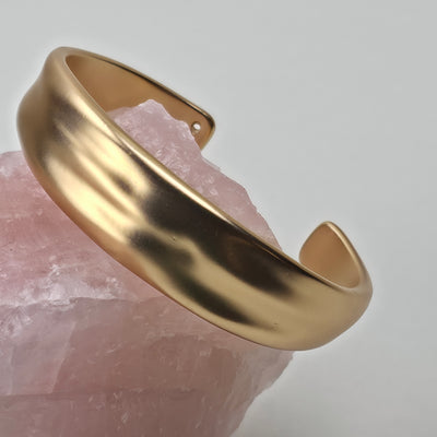 Brede Goudkleurige Bangle