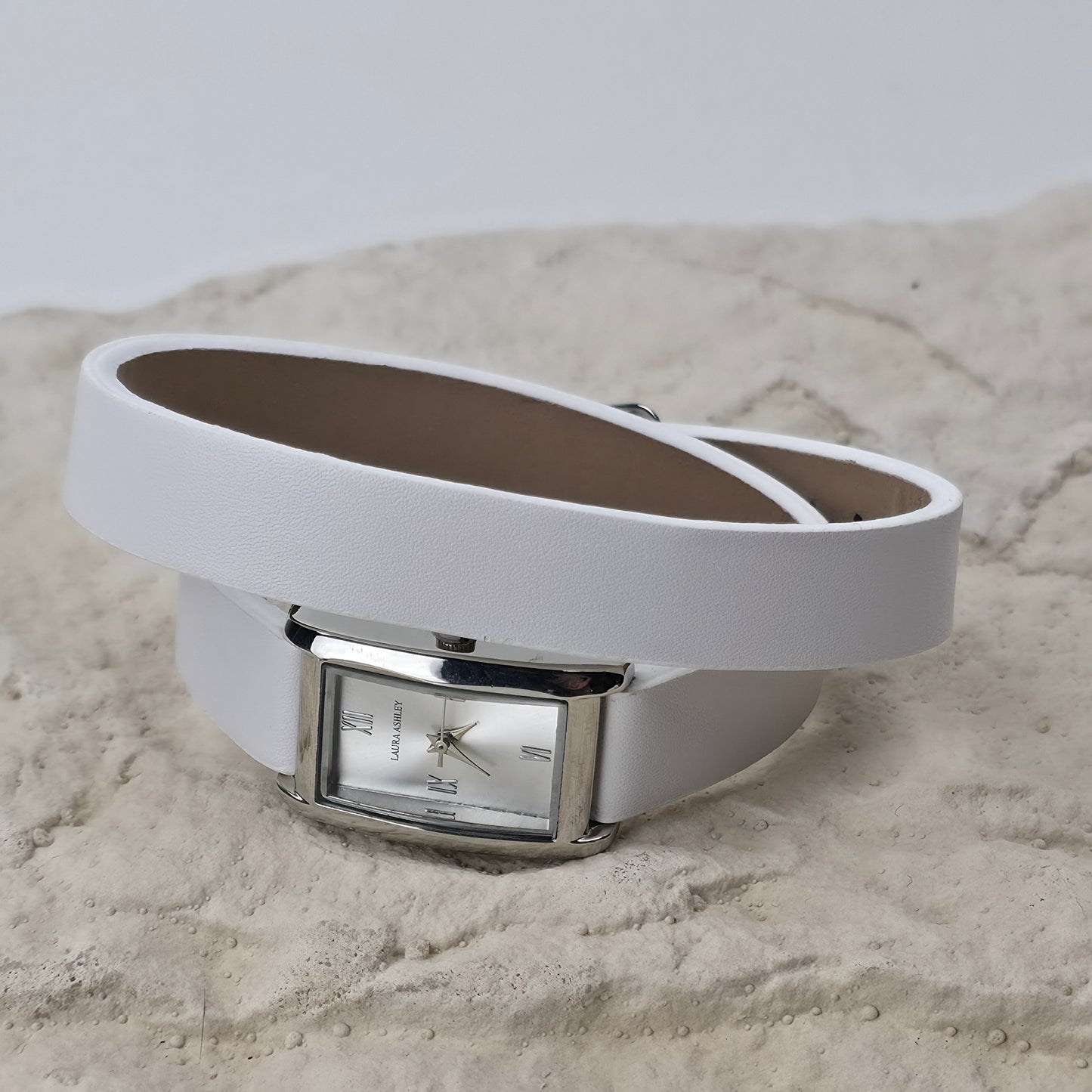 Wrap Leather Strap Watch in 2 kleuren