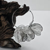 Zilverkleurige Hoops met Bloem Hangers – 7 cm