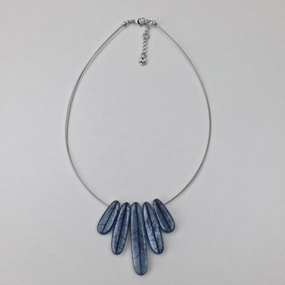 Handgemaakte Bladvormige Ketting – 45 cm (Oceaangroen & Diepblauw)