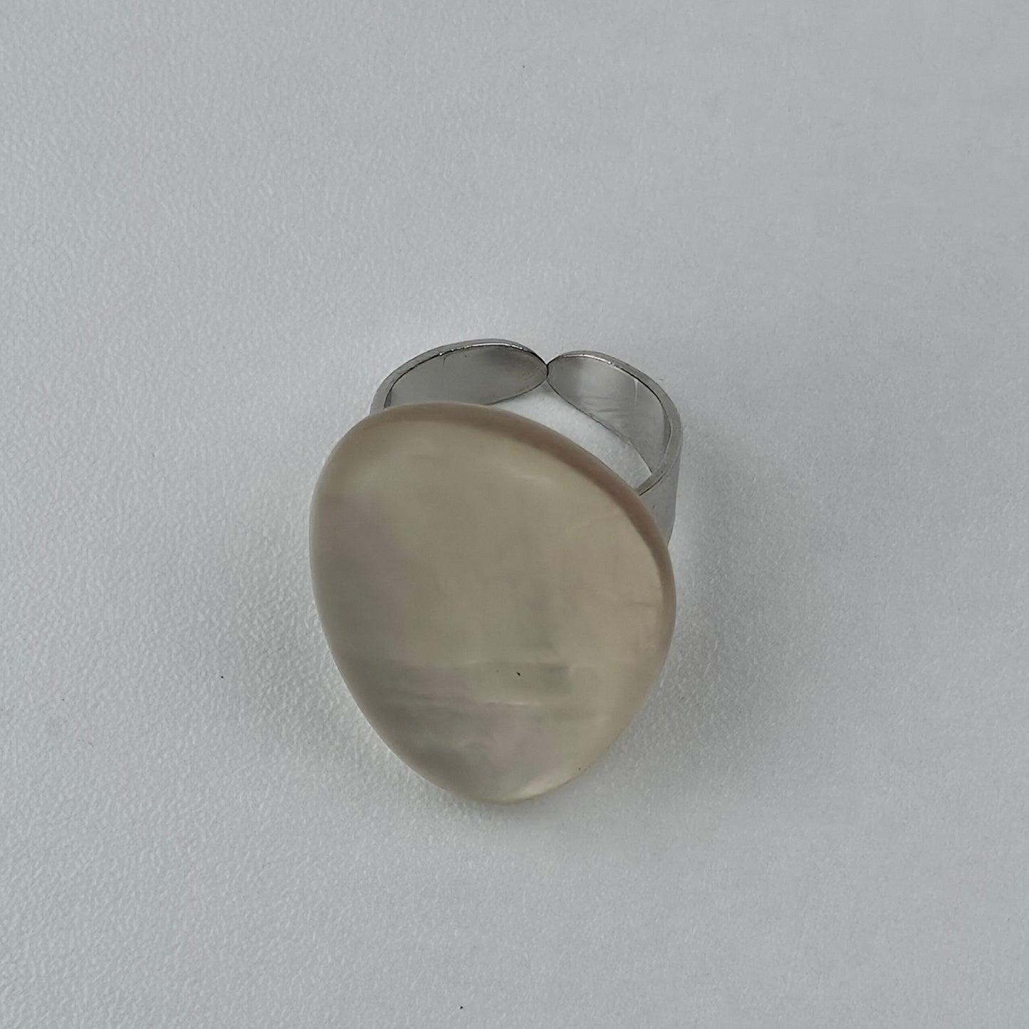 Handgemaakte Ring Parelwit Ovaal Design