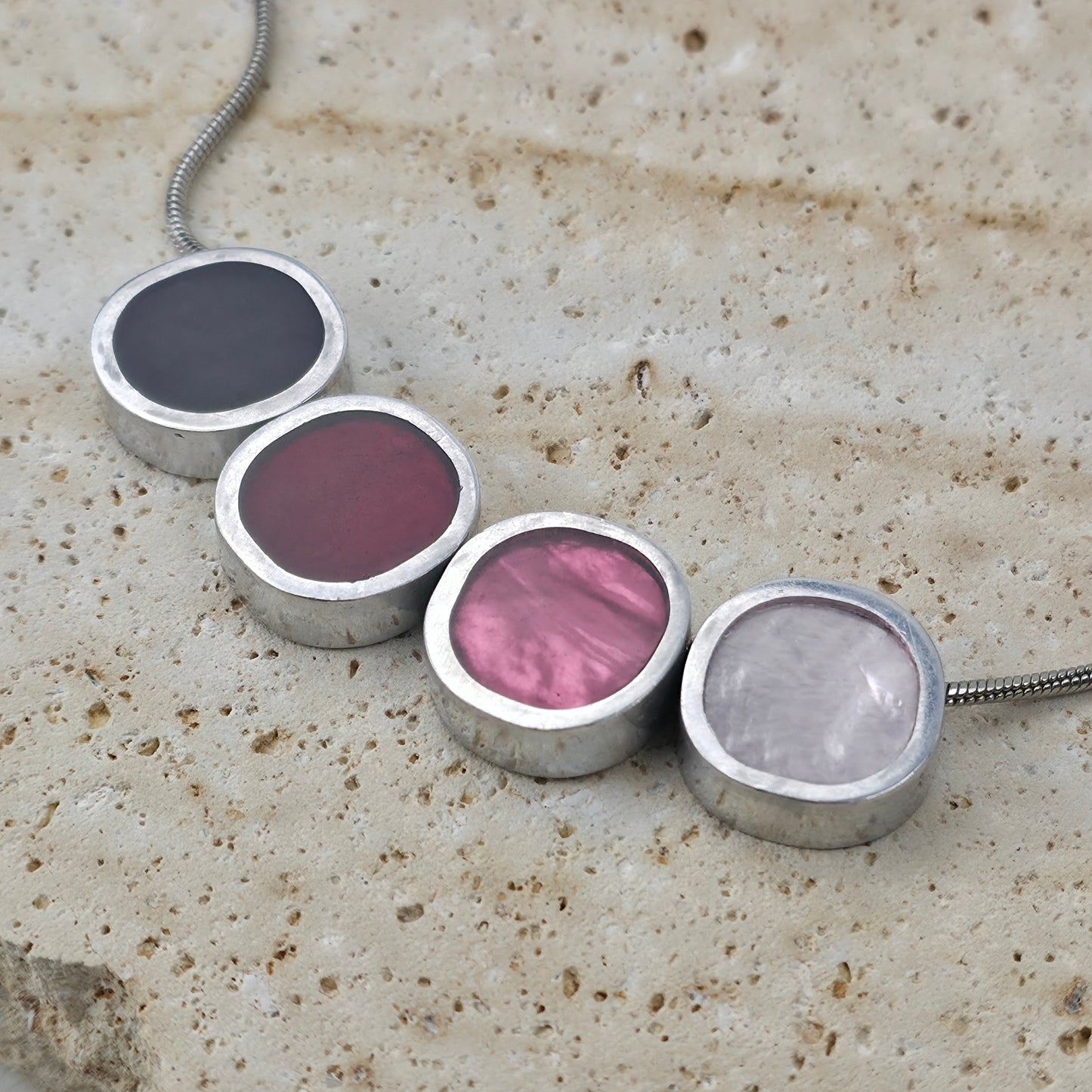 Handgemaakte Ketting Vier Cirkels – Multi Kleuren Design