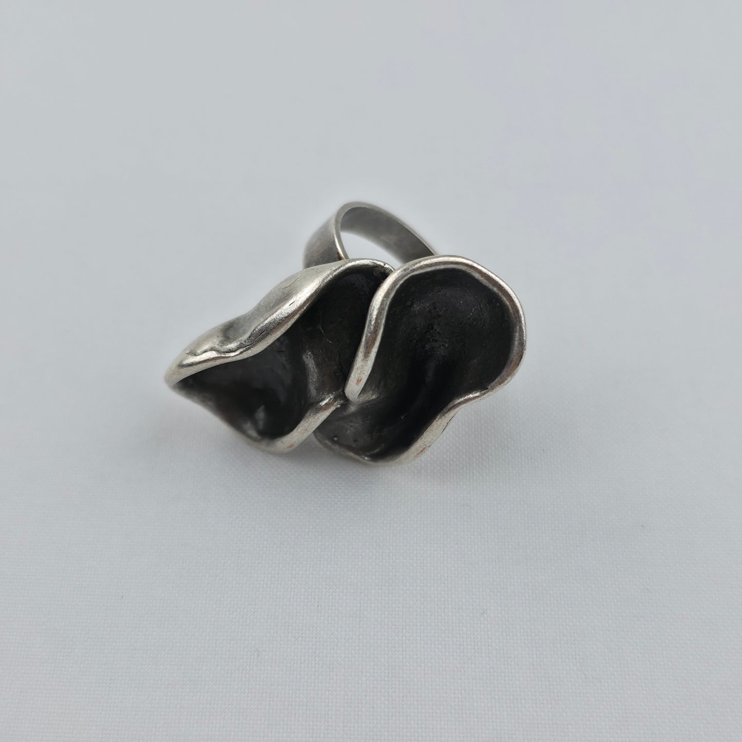 Handgemaakte Zilverkleurige Organische Ring