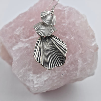 Handgemaakte Zilverkleurige Gelaagde Bladvorm Oorbellen
