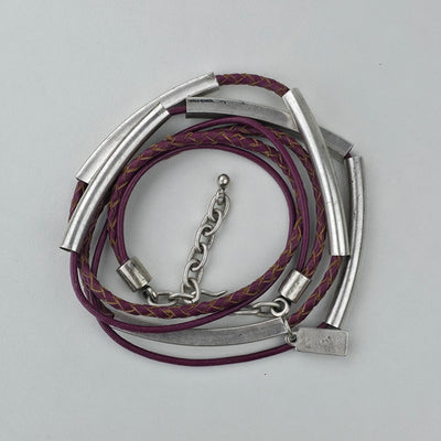 Handgemaakte Paars-Gevlochten Armband met Metaalbuizen