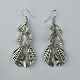 Handgemaakte Zilverkleurige Gelaagde Bladvorm Oorbellen