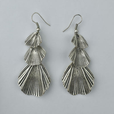 Handgemaakte Zilverkleurige Gelaagde Bladvorm Oorbellen