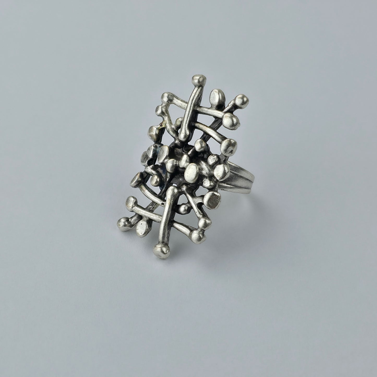 Handgemaakte Zilverkleurige Organische Statementring