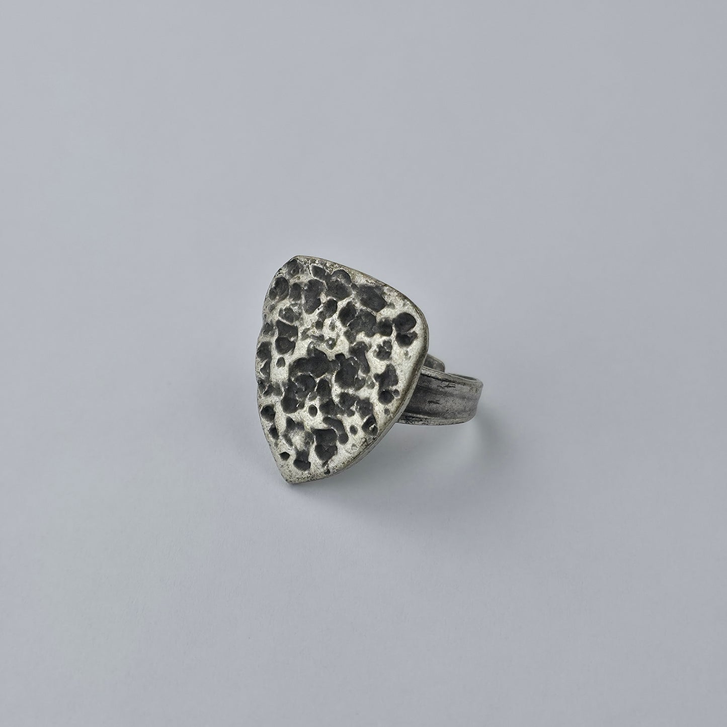 Handgemaakte Zilverkleurige Organische Textuur Ring