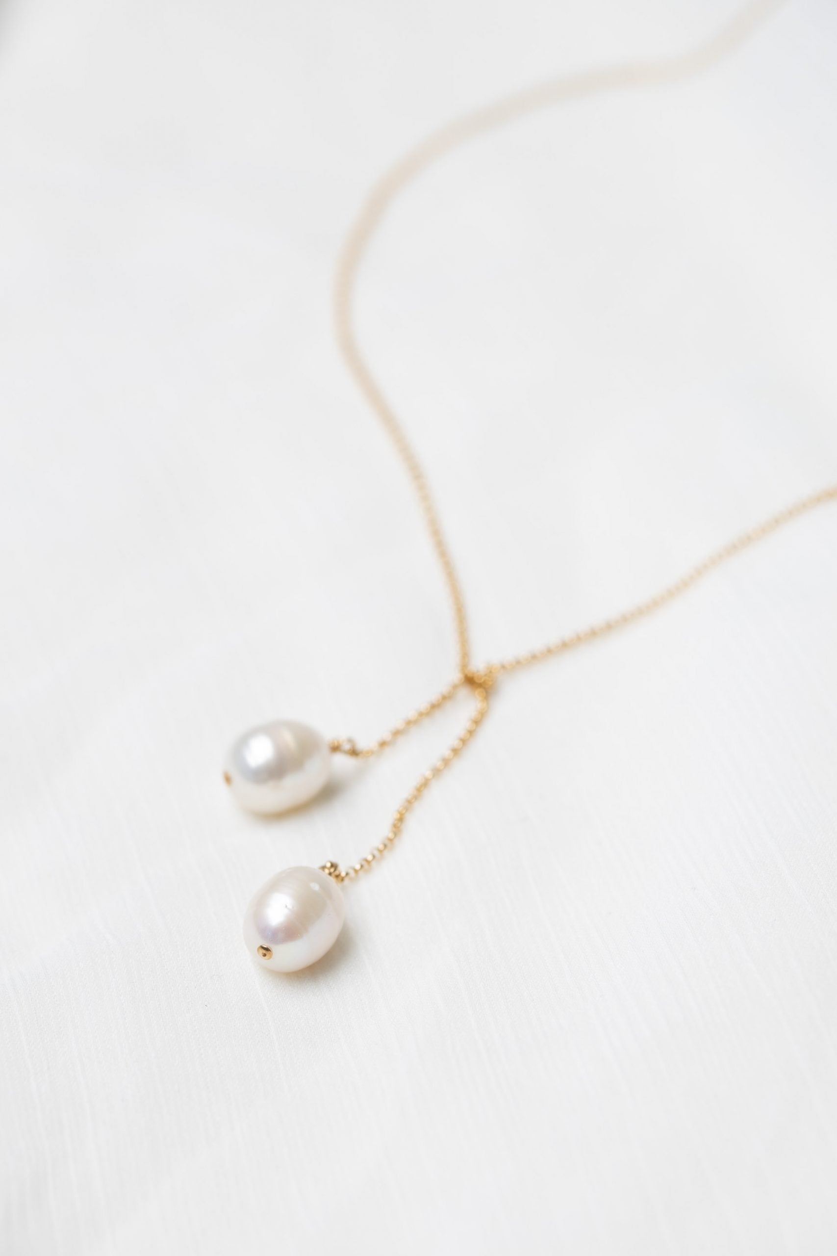 TIED TO COCO - Pearl