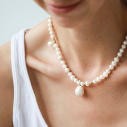 CUSTOM MADE PEARL NECKLACE