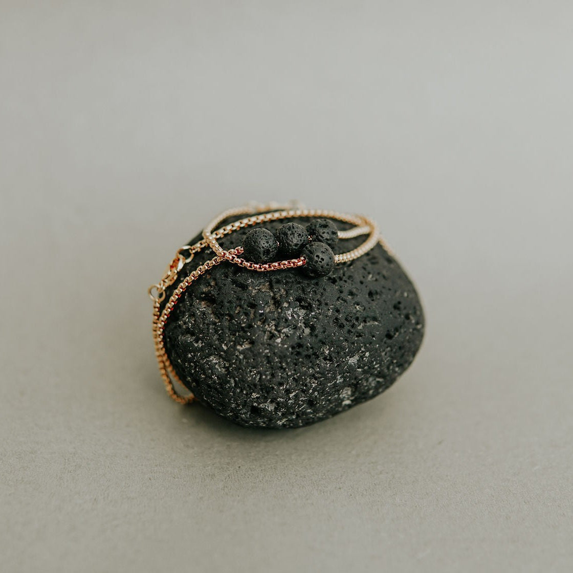 Diffuser Set, Necklace and Bracelet - Black Lava