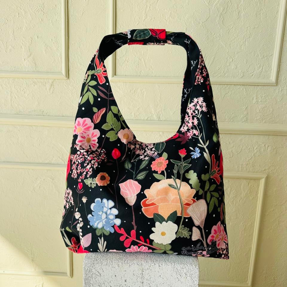 Moon Bag - Curly Summer Night